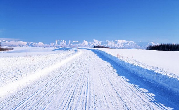 Снег. Дорога в Тулу