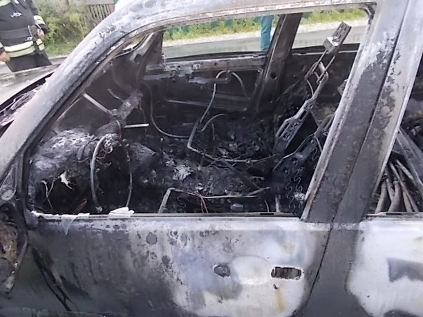 Ночью в Заокском районе сгорел автомобиль