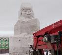 К созданию снеговика-гиганта на Казанской набережной приступил тульский скульптор