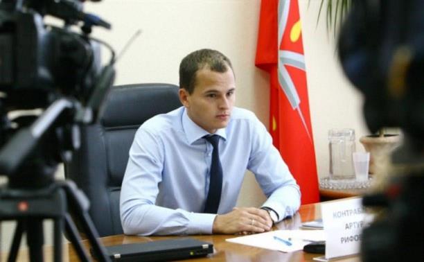 По уголовному делу в отношении экс-министра Тульской области Артура Контрабаева допросили 45 свидетелей 