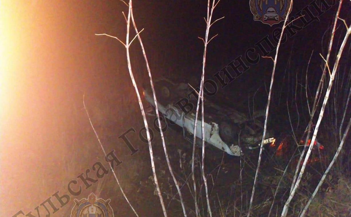 В Киреевском районе легковушка вылетела в кювет и опрокинулась