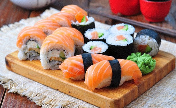 Почему стоит заказать суши