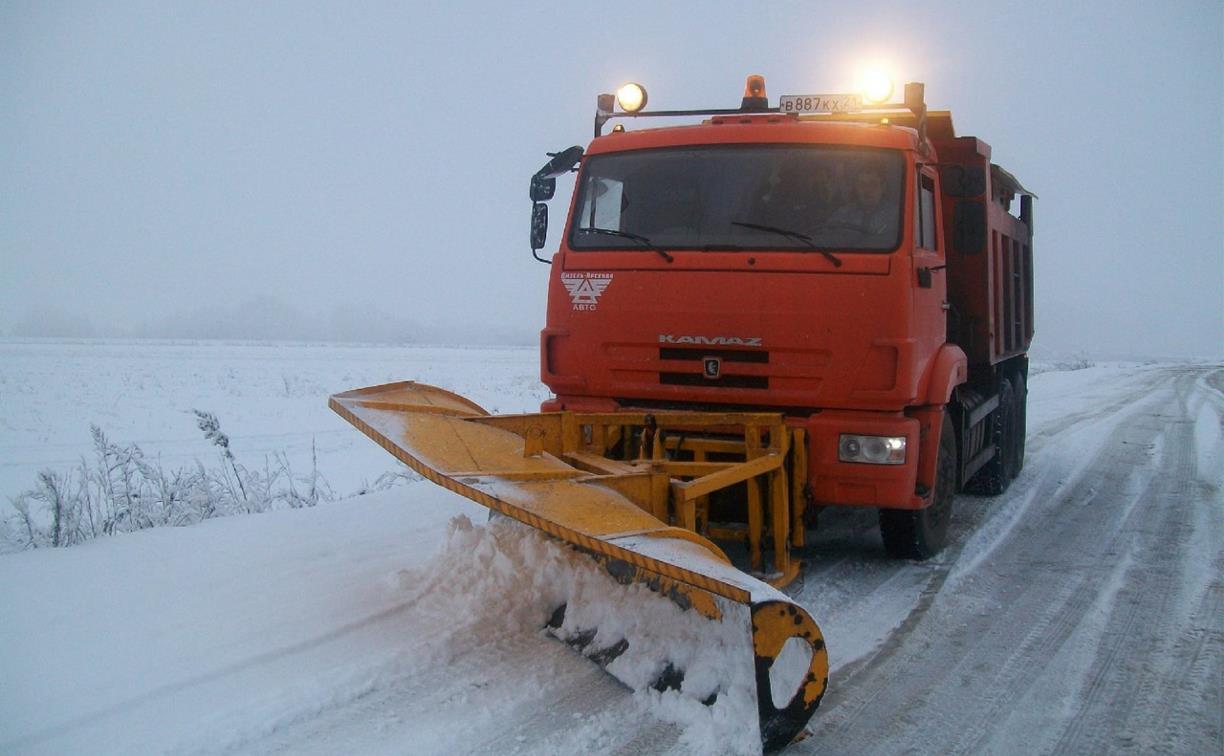Туляков просят временно не ставить машины на обочины: ведется уборка снега