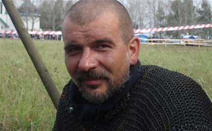 Скончался археолог из Новомосковска, в квартире которого взорвался газ