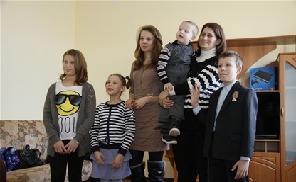 Семье школьника-героя из Хрущево подарили новый дом
