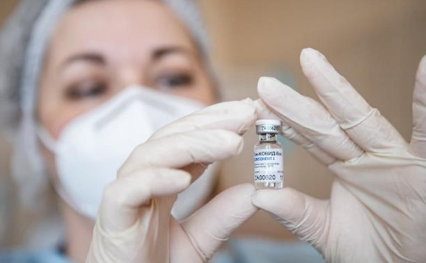 Обязательная вакцинация в Тульской области: как реагируют предприятия? 