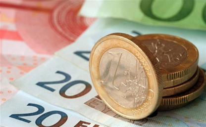 Курс евро побил российский рекорд 2009 года