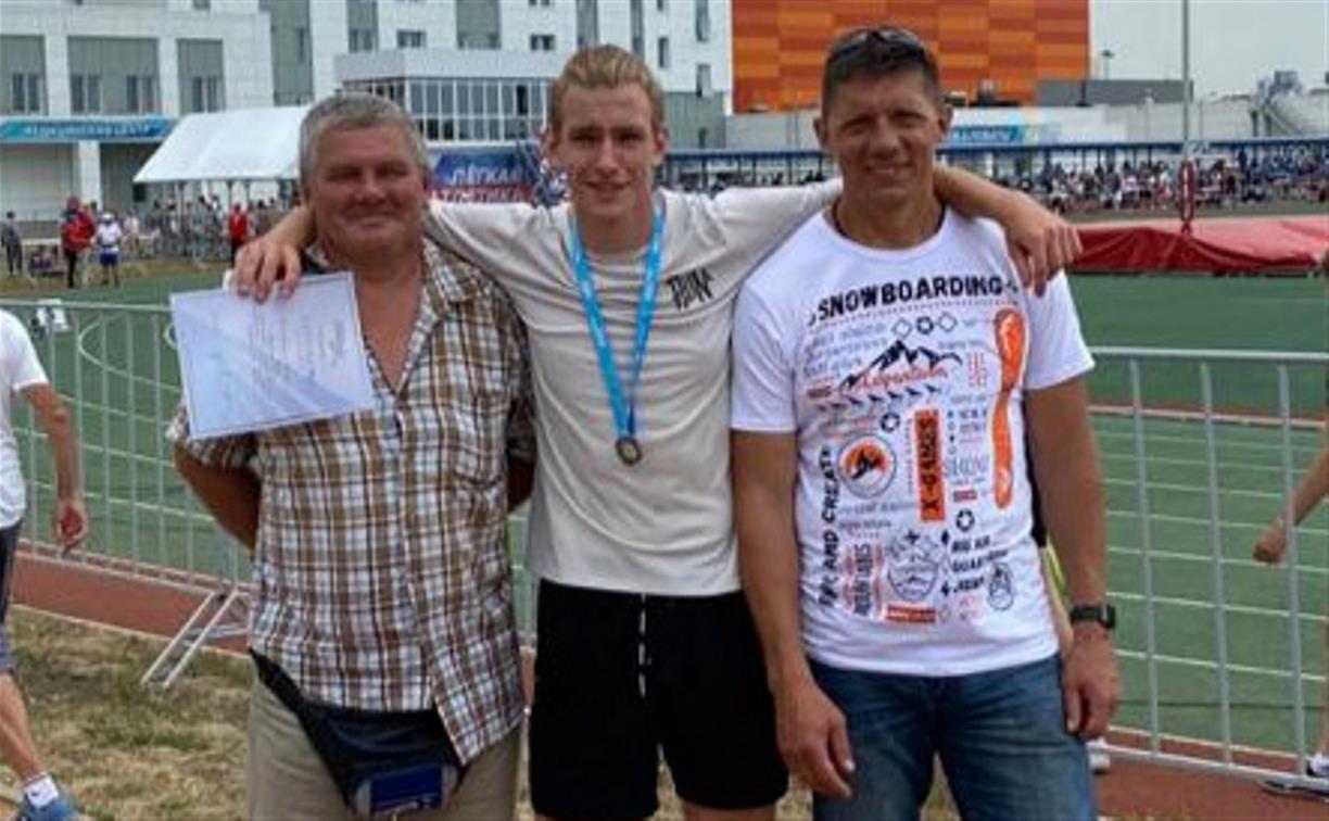 Тульский метатель завоевал серебро на первенстве России среди юниоров