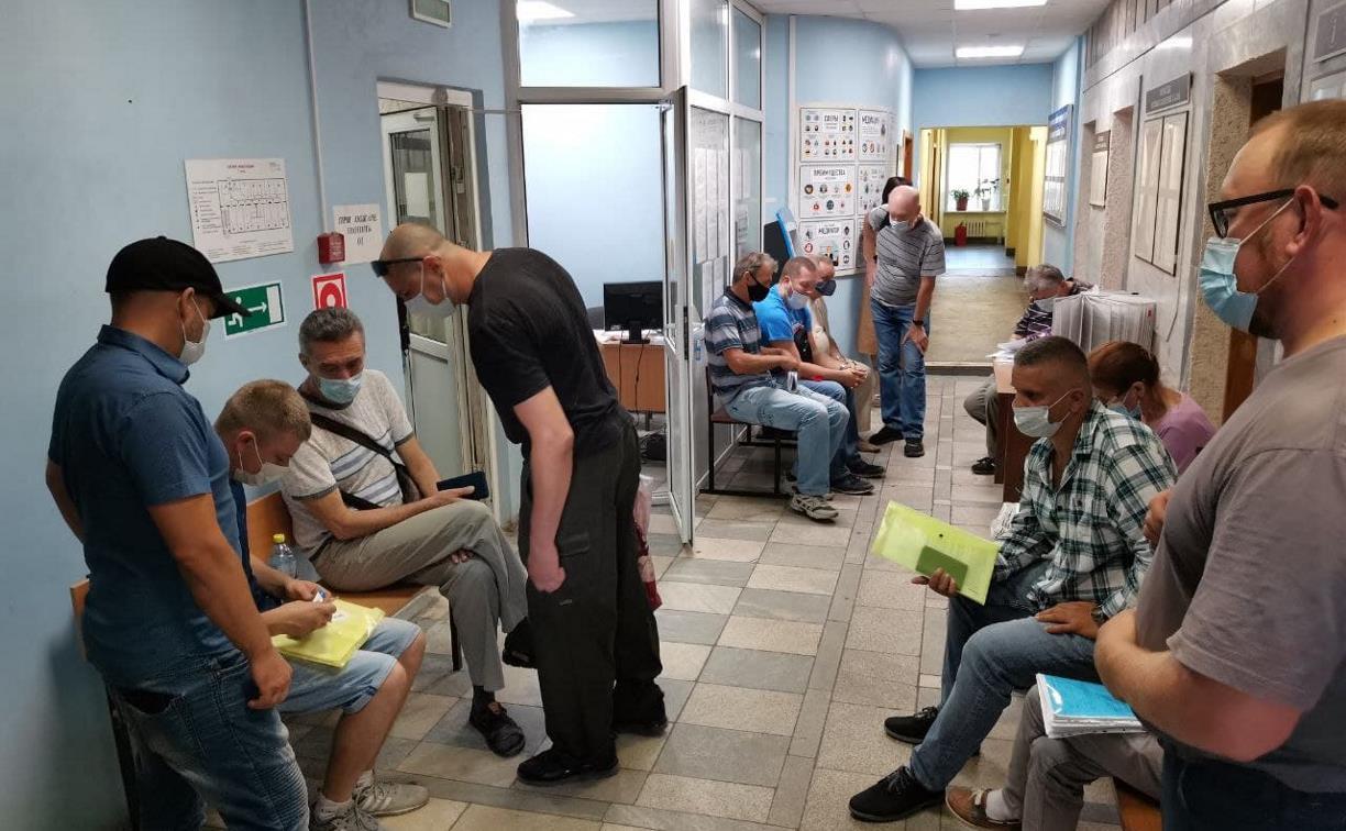 Дело антипрививочников со «Щегловского вала»: 26 сотрудников предприятия вакцинировались